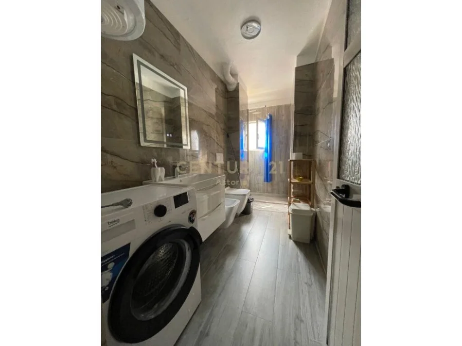 Tirane, jepet me qera apartament 2+1 Kati 3, 53 m² 600 € (Gjimnazi qemal stafa)