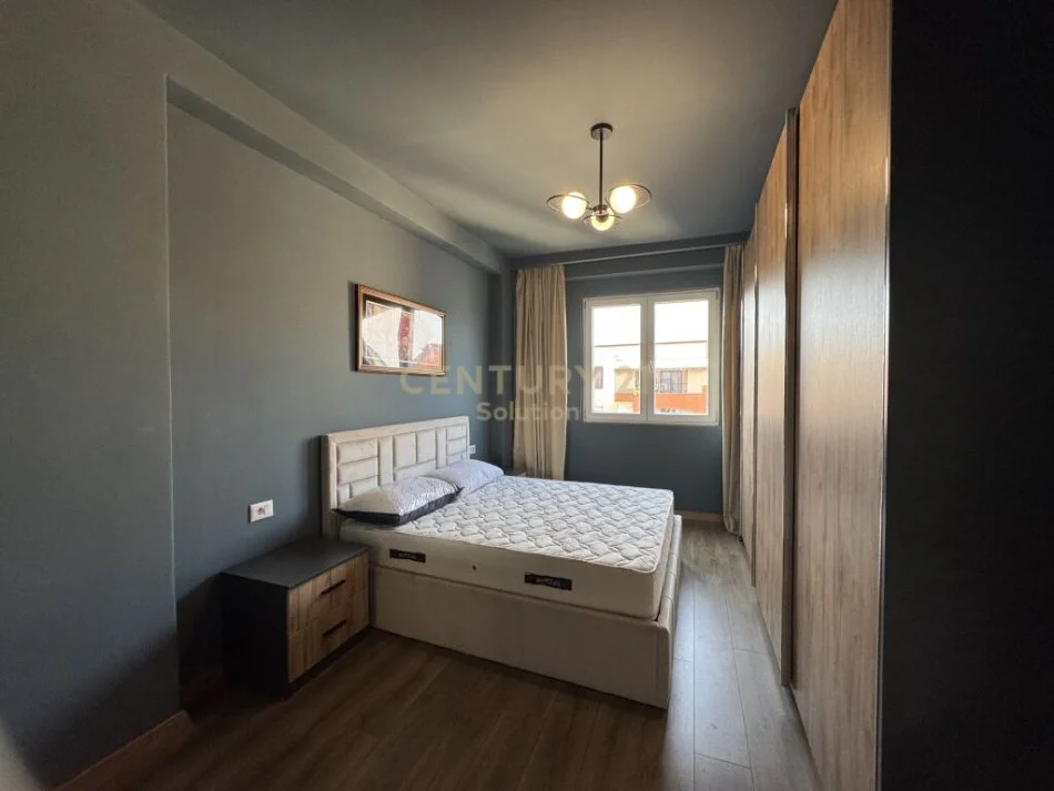 Tirane, jepet me qera apartament 2+1 Kati 7, 108 m² 600 € (Grand Gallery, Yzberish)