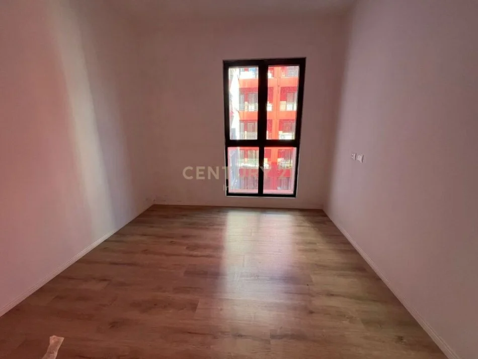 Tirane, jepet me qera 3+1+Ballkon Kati 5, 130 m² 600 € (rruga dibres)