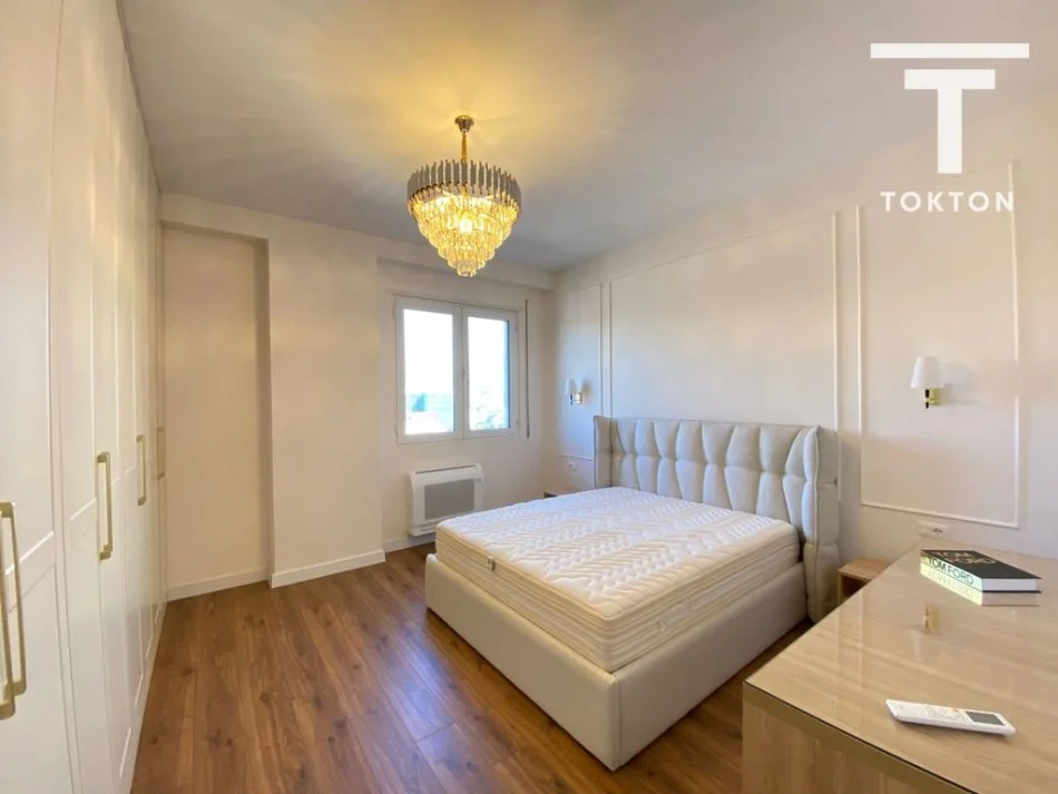 Tirane, shitet apartament 2+1 Kati 6, 150.000 € 