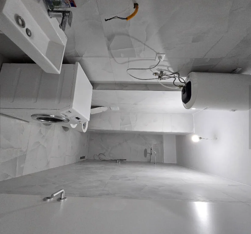 jepet me qera , 400 €