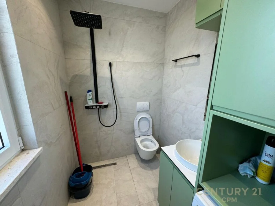 Tirane, jepet me qera apartament 2+1 Kati 7, 56 m² 850 € 