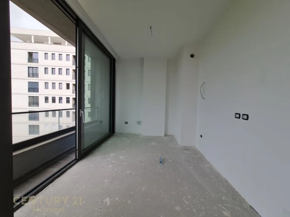 Tirane, shitet apartament 2+1 Kati 4, 120 m² 300.000 € (Liqen i thate)