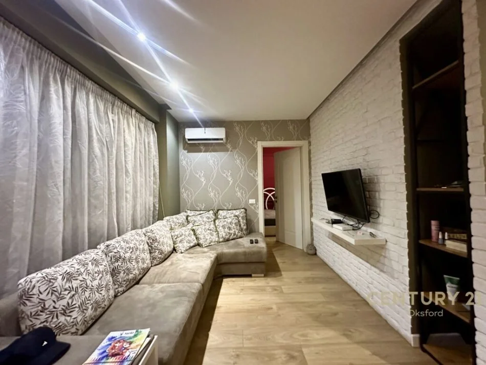 Tirane, shitet apartament 1+1 Kati 3, 75 m² 230.000 € (KOMPLEKSI DELIORGJI)