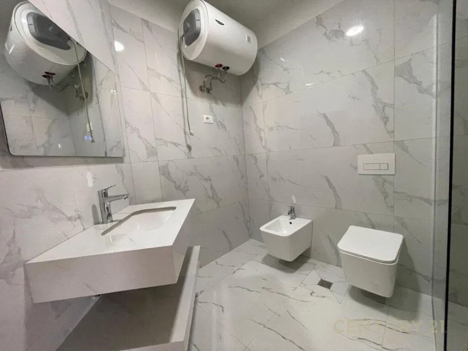 Tirane, shitet apartament 2+1 Kati 7, 110 m² 138.000 € (yzberisht)