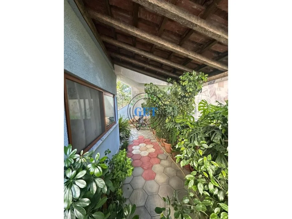 Durres, jepet me qera Kopsht fëmijësh ,Kati 1, 400 m² 1.200 € (Spitalle)