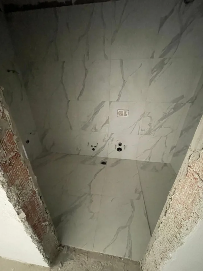 Tirane, shitet apartament 1+1+Ballkon Kati 5, 74 m² 164000 € (Rezidenca Mine Peza)