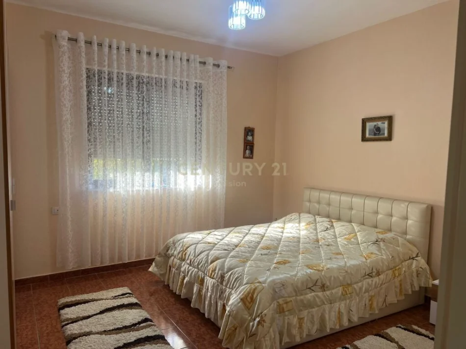 Shkoder, shitet shtepi 2+1 Kati 3, 347 m² 270.000 € (unaza perendimore rruga ethem osmani)