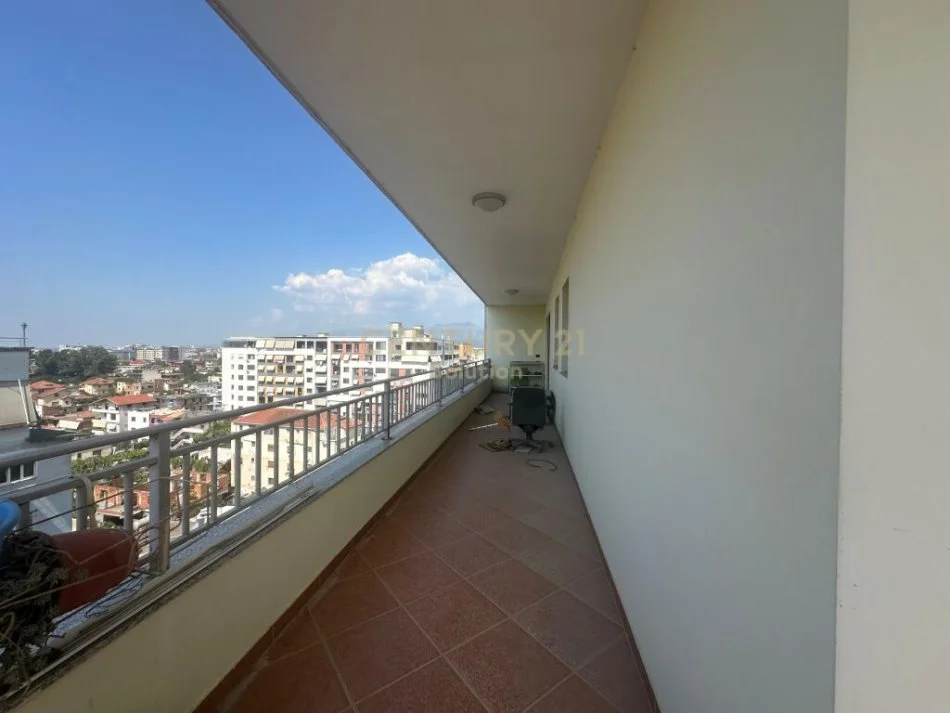 Tirane, shitet apartament 2+1 Kati 8, 120 m² 133.000 € (astir)