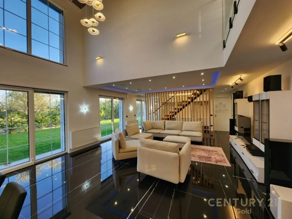 Tirane, jepet me qera Vile 2 Katshe Kati 2, 1.250 m² 5.000 € (Farke)