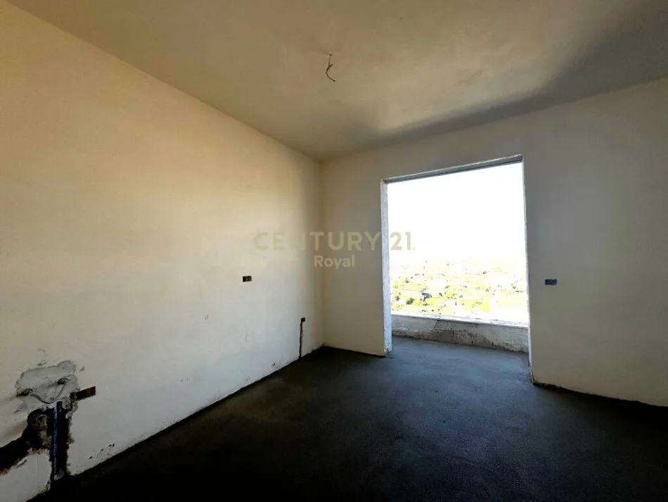 Tirane, shitet apartament Kati 8, 128 m² 106.500 € 