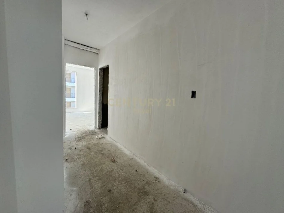 Tirane, shitet apartament 3+1 Kati 6, 140 m² 115.500 € 