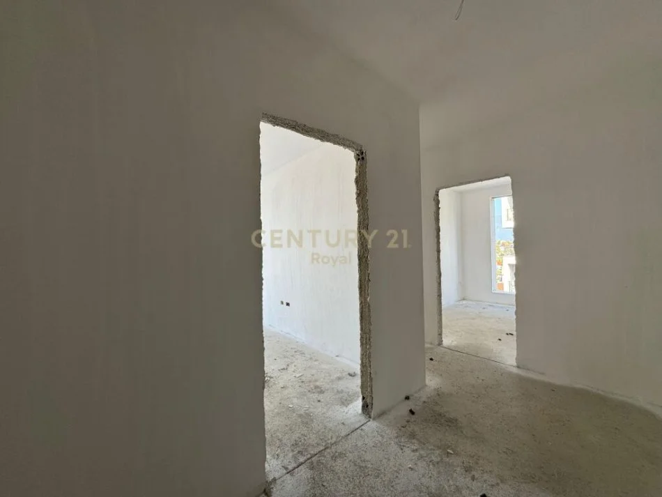 Tirane, shitet apartament 3+1 Kati 6, 140 m² 115.500 € 