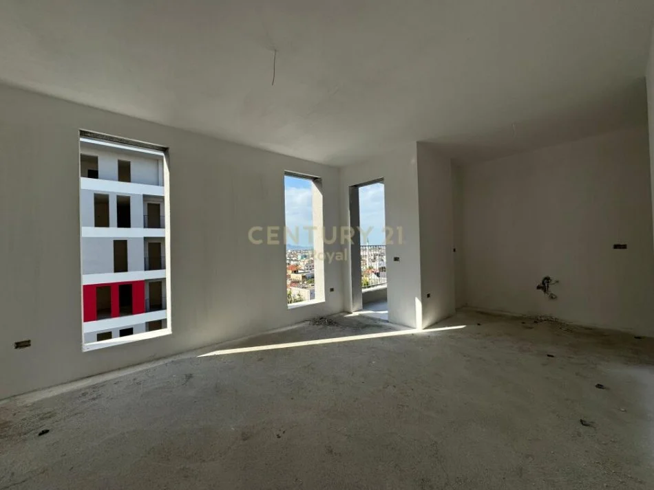 Tirane, shitet apartament 3+1 Kati 6, 140 m² 115.500 € 