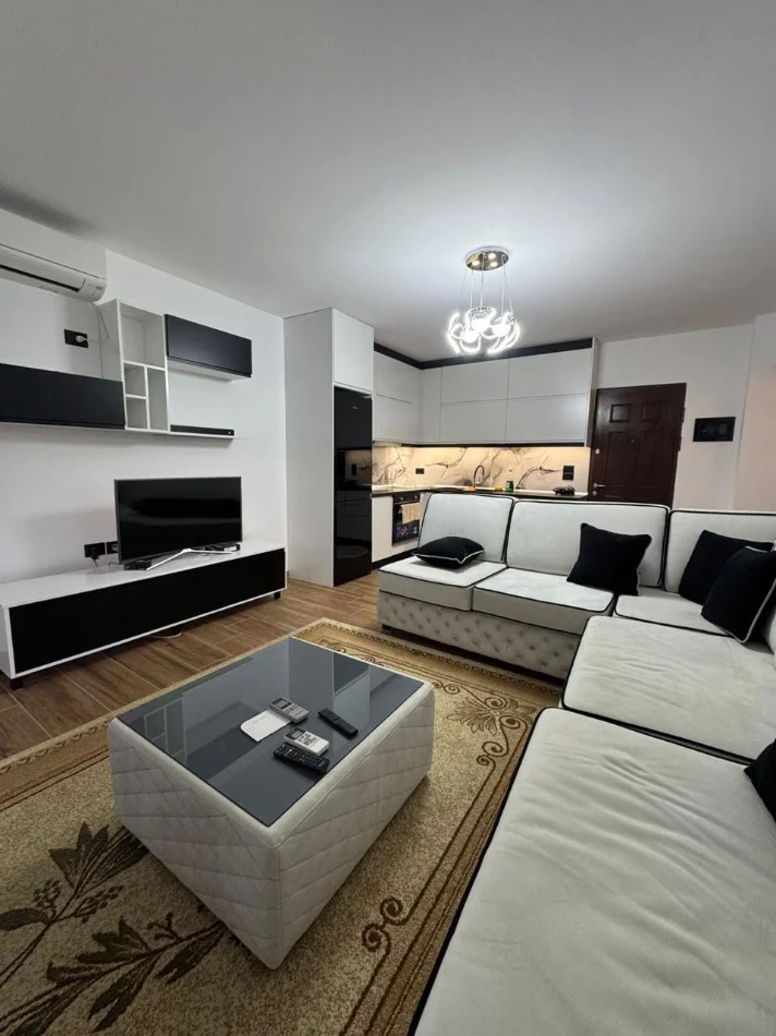 Sarande, shitet 1+1 Kati 1, 46 m² 105.000 € (Rruga Abedin Dino)