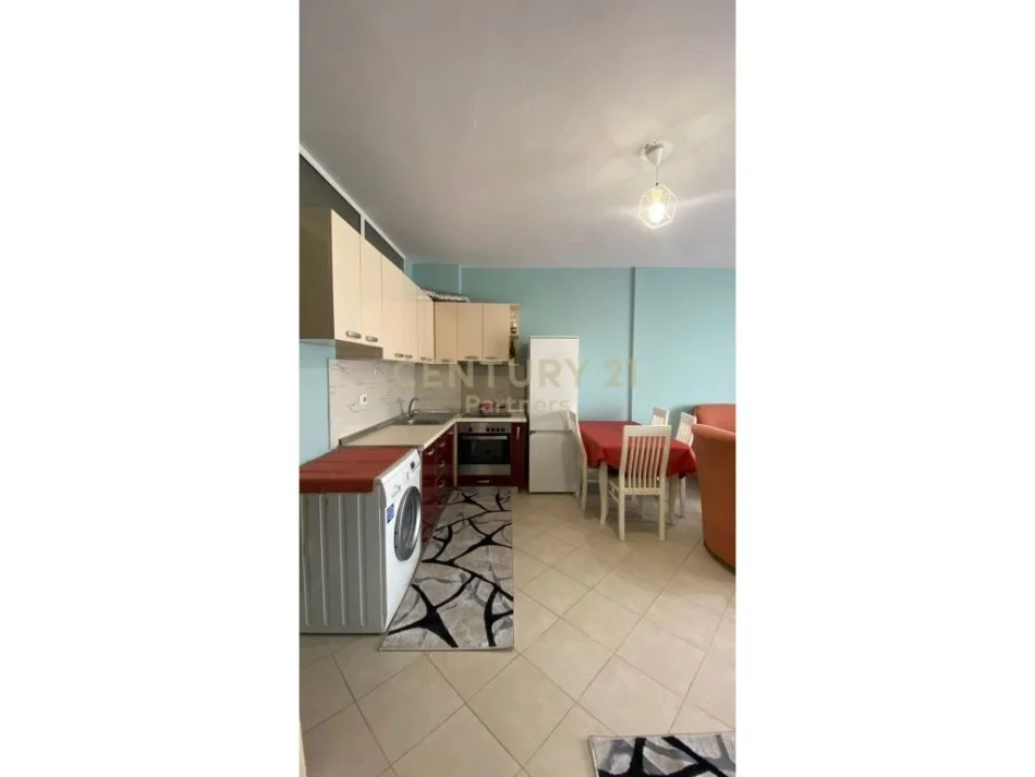 Shqiperi, shitet apartament 2+1 Kati 8, 92 m² 100.000 € (astir)
