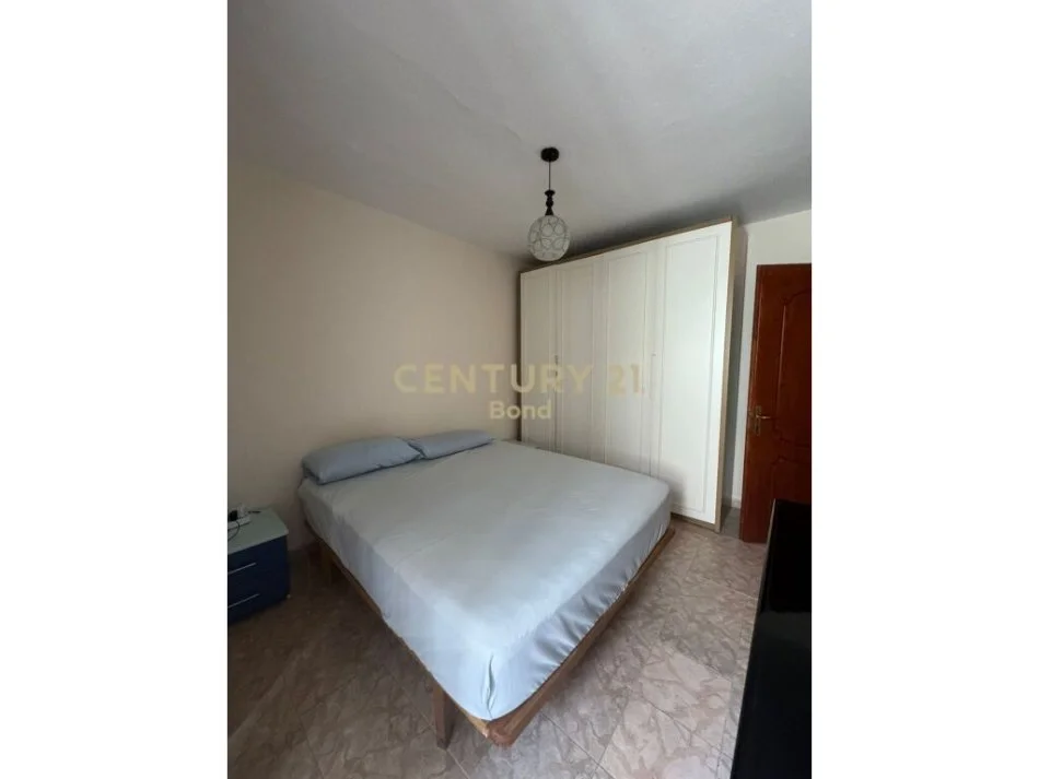 Tirane, shitet apartament 2+1 Kati 4, 75 m² 92.000 € 