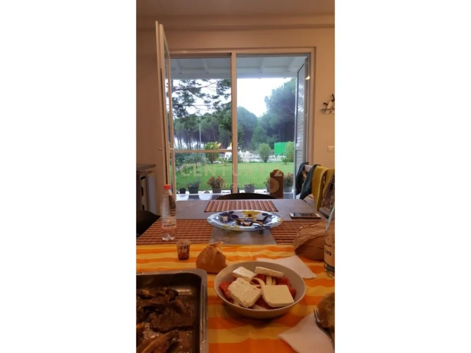 Durres, shitet apartament ne plazh 2+1 Kati 0, 100 m² 380.000 € 