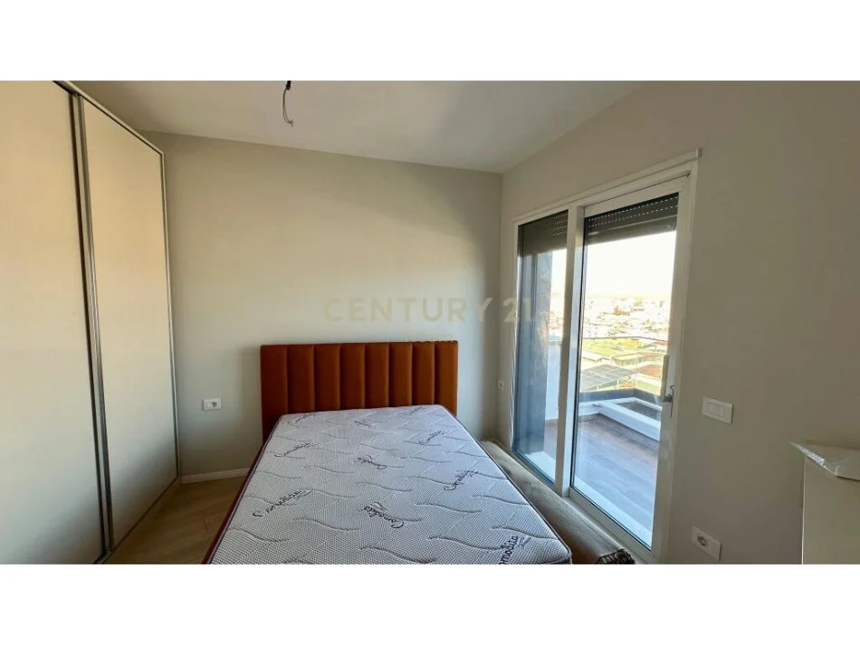 Tirane, jepet me qera apartament 1+1 Kati 7, 70 m² 700 € (Kodra e Diellit)
