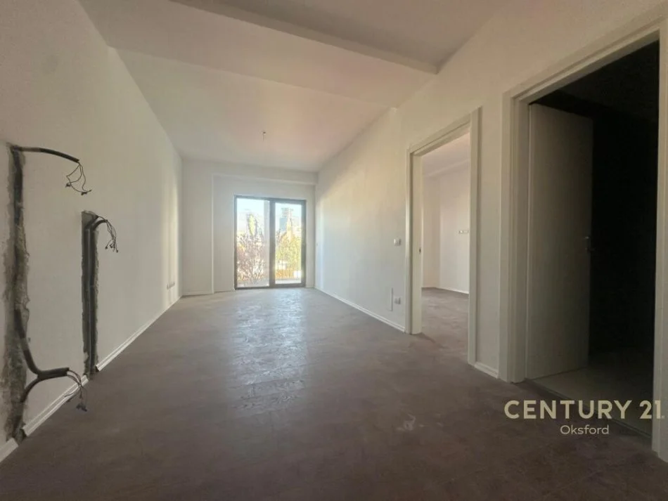 Tirane, jepet me qera 1+1+Ballkon Kati 3, 66 m² 650 € 