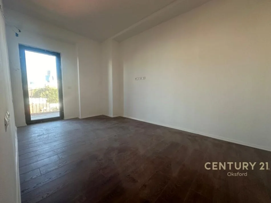 Tirane, jepet me qera 1+1+Ballkon Kati 3, 66 m² 650 € 