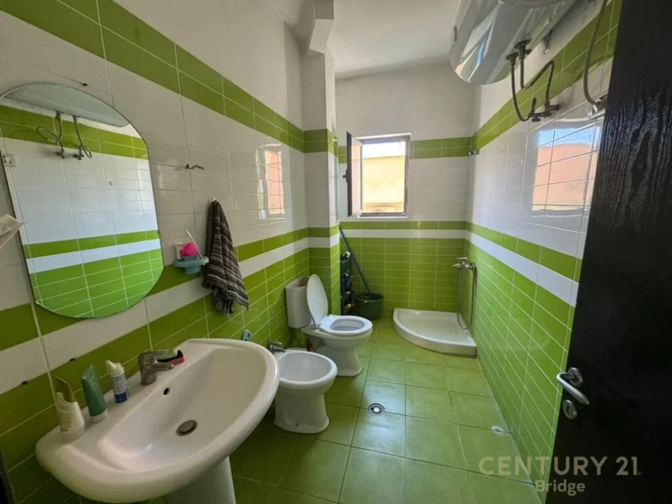 Tirane, shes apartament 1+1 Kati 2, 63 m² 94.500 € 