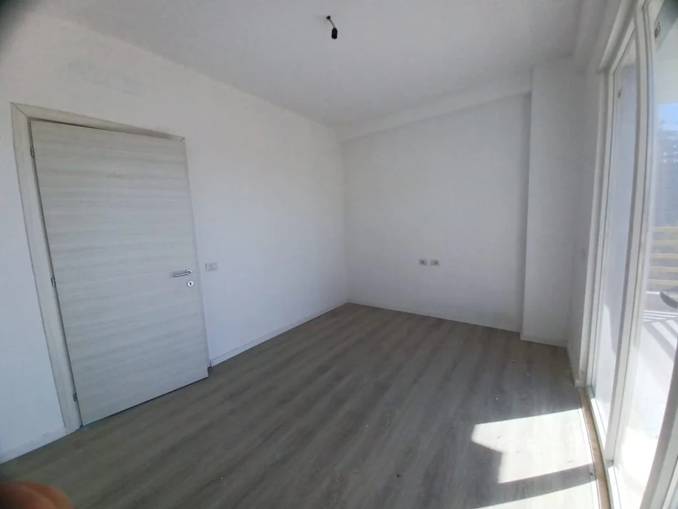 Tirane, shitet apartament 3+1+2+2 Ballkone Kati 8, 144 m² 230.352 € (E88 Construction, Kupola)