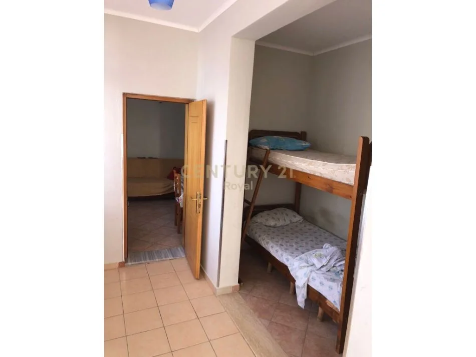 Shengjin, jepet me qera apartament 2+1 Kati 2, 56 m² 250 € (Shengjin)