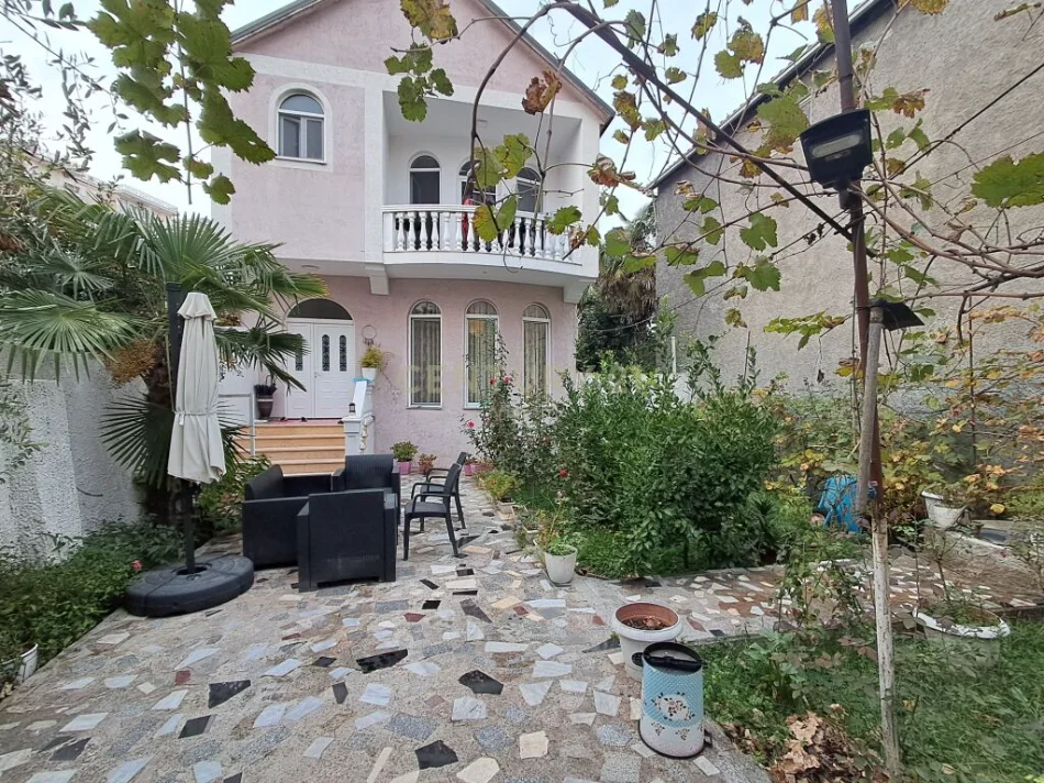 Shkoder, shitet Vile 2 Katshe Kati 0, 253 m² 280.000 € (dergut)