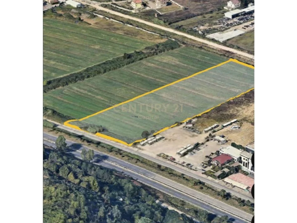Tirane, shitet toke , 16.306 m² 3.750.380 € (Autostrada Tirane-Durres)