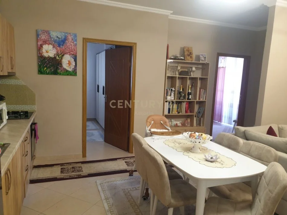 Tirane, shitet apartament 2+1 Kati 2, 95 m² 123.000 € (Fresk)