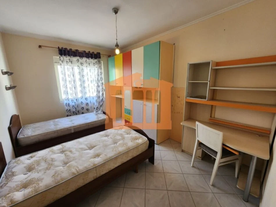 Durres, shitet apartament 2+1+Ballkon , 85.000 m² 85.000 € 