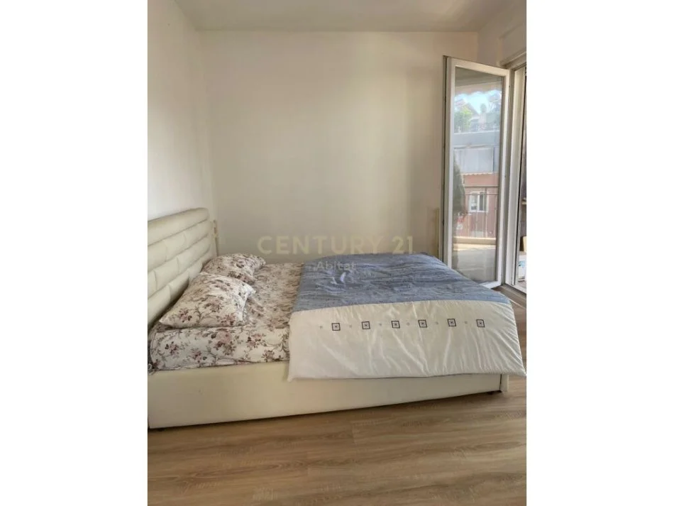 Tirane, shes 2+1 Kati 6, 92 m² 150.000 € 