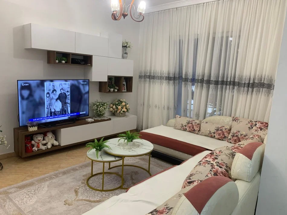 Tirane, shitet apartament 1+1+Ballkon Kati 9, 58 m² 100.000 € (Rruga teodor keko)