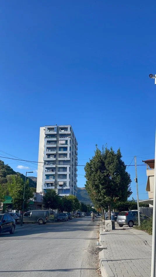 Vlore, shitet apartament 2+1+Ballkon Kati 6, 98 m² 130.000 € (Bishti i Kalldremit)