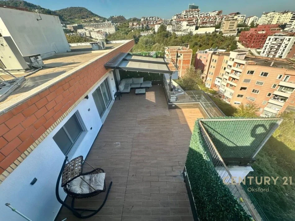 Tirane, shitet 3+1+Aneks+Ballkon Kati 4, 360.000 € (Kompleksi Fratari)