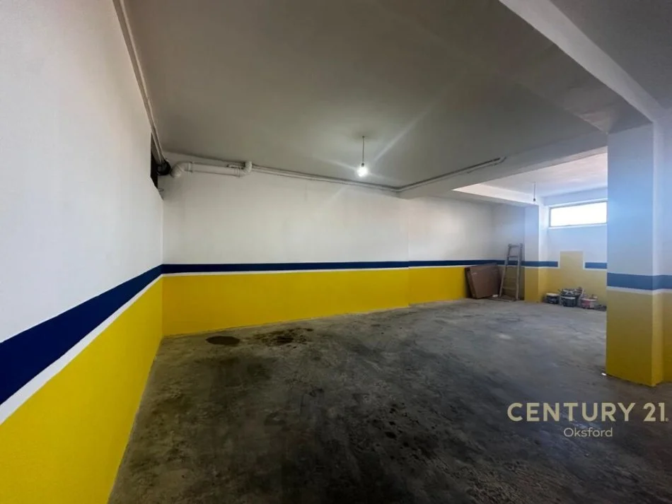 Tirane, shitet 3+1+Aneks+Ballkon Kati 4, 360.000 € (Kompleksi Fratari)