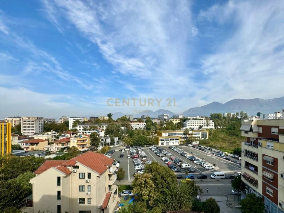 Tirane, shes apartament 2+1+Ballkon Kati 6, 100 m² 195.000 € (Rruga e Elbasanit)