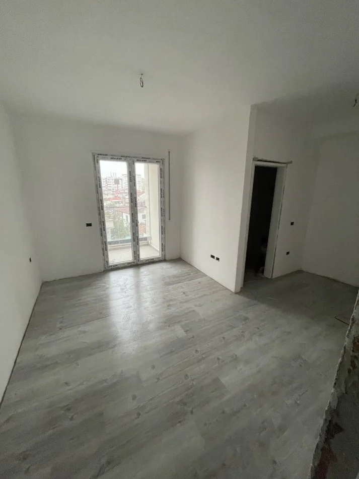 Tirane, shitet apartament 2+1+Ballkon Kati 2, 108 m² (Jordan Misja)