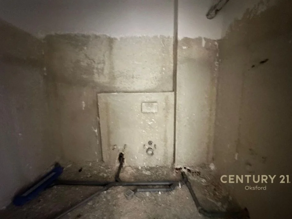 Tirane, shitet apartament 1+1+Ballkon Kati 5, 70 m² 88.000 € (Yzberisht)