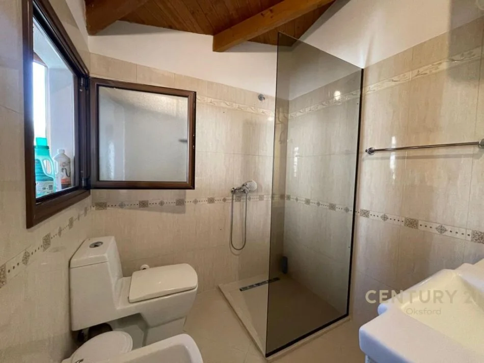 Tirane, jepet me qera apartament 2+1+Aneks+Ballkon Kati 4, 106 m² 850 € (REXHEP JELLA)