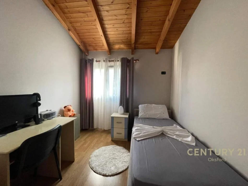 Tirane, jepet me qera apartament 2+1+Aneks+Ballkon Kati 4, 106 m² 850 € (REXHEP JELLA)