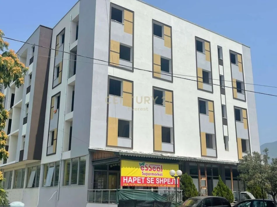 Tirane, shitet apartament 2+1 Kati 2, 128 m² 140.470 € (Tufine)