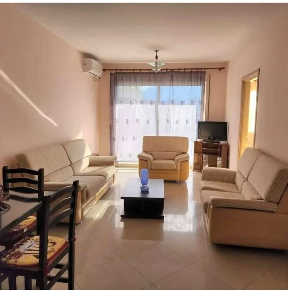 Tirane, jepet me qera apartament 2+1+Ballkon Kati 5, 100 m² 470 € (Don Bosko)
