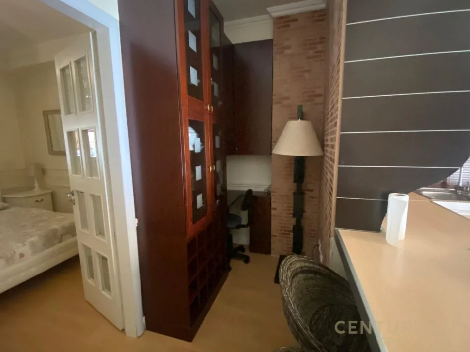 Tirane, jepet me qera apartament 2+1 Kati 4, 80 m² 600 € 