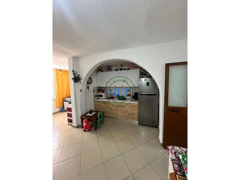 Durres, shitet apartament 1+1+Ballkon Kati 2, 64 m² 77.000 € 