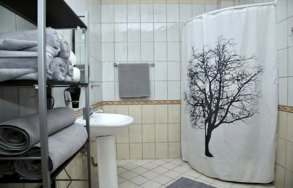 Tirane, jepet me qera apartament 2+1+Ballkon Kati 9, 125 m² 800 € (Qender)