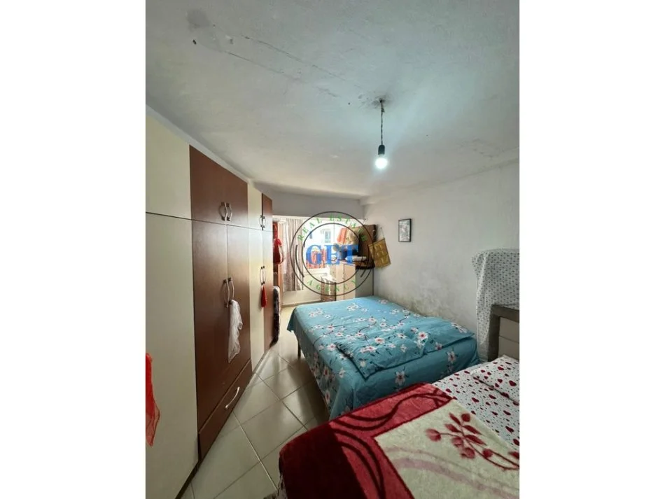 Durres, shitet apartament 1+1+Ballkon Kati 2, 64 m² 77.000 € 