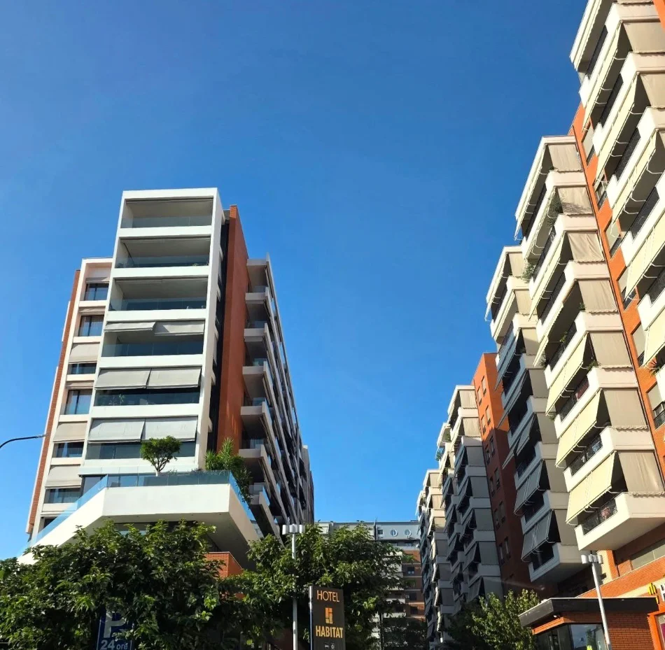 Tirane, shitet apartament 2+1 , 114 m² 420.000 € (delijorgji)