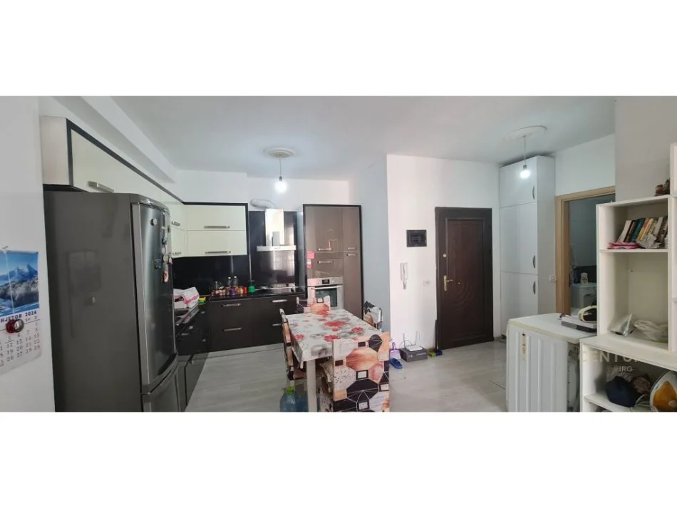 Tirane, shitet apartament 2+1 Kati 6, 71 m² 110.000 € (yzberisht)